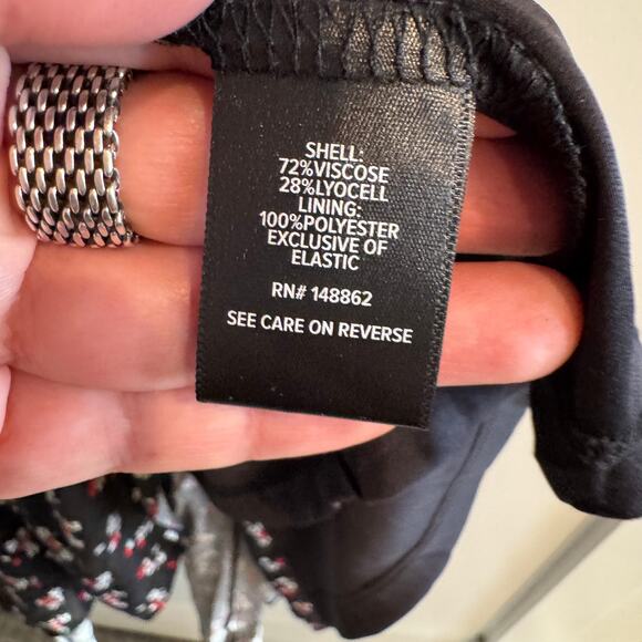 New Torrid Tea Length Challis Square Neck Dress Black Smocked Pocket Strap Sz 1X - Picture 10 of 12